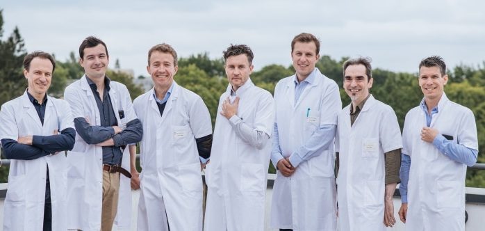 les docteurs Raphael Jallageas, Pierre Laudrin, Yohann Fournier, Charles Catier, Jean-Wilfrid Fontaine, Maxime Tierny, Pierre Siret et Nicolas Belot.